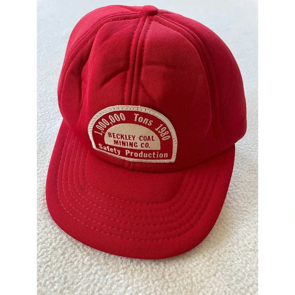 Cardinal Mens S/M‎ Trucker Hat Red Beckley WV Coal Mining 1980 Safety Production